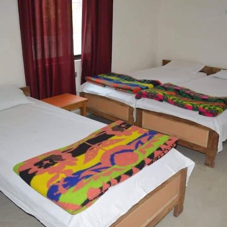 Middle Way Home Stay Bodh Gaya Exterior foto